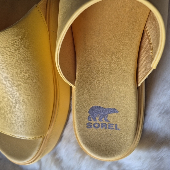 Sorel Women's Heels Daysrping Yellow Slide Sandals 7.5 Like New - Picture 2 of 5